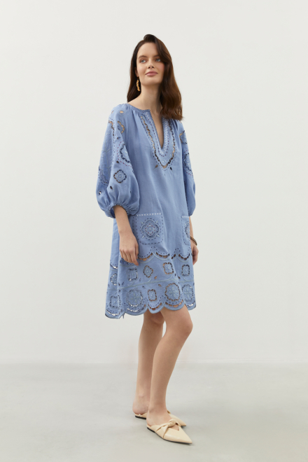 Merezhivo short dress in Pale blue