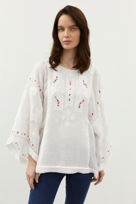 Braille blouse in White