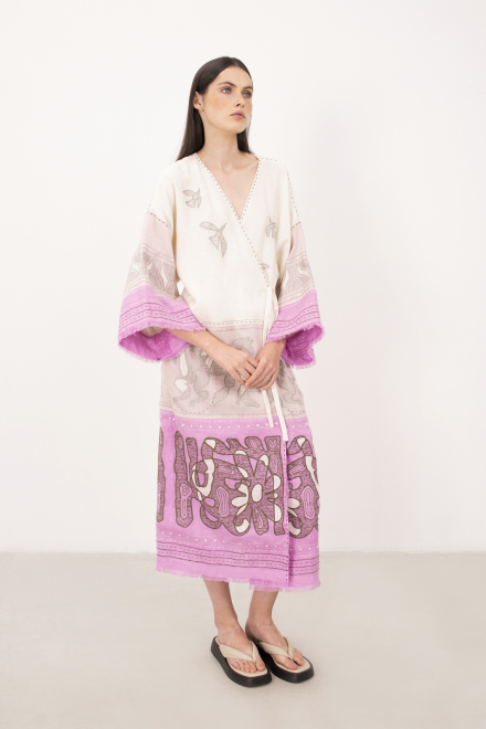 Animal realm long kimono in Ivory - Powder pink - Lilac