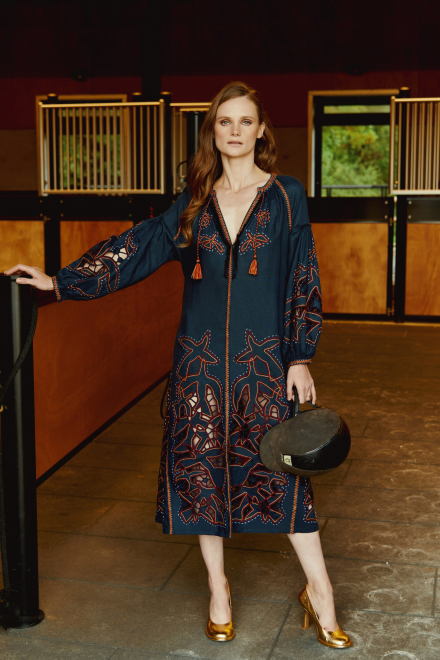 Flying home midi dress in Navy Blue