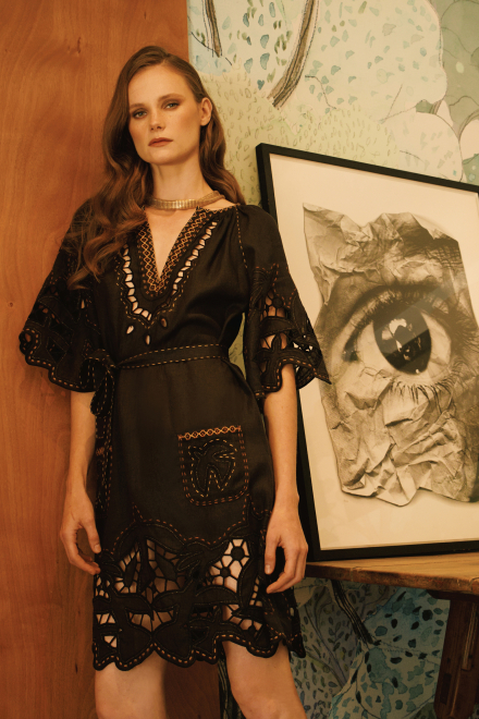 Flying home short dress in Black