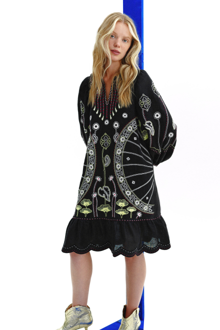 Burning tiger short dress in Black