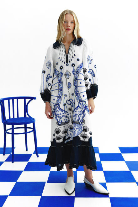Burning tiger midi dress in White