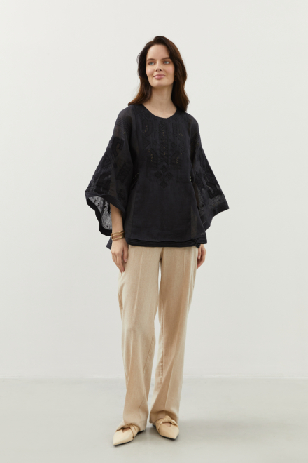 Braille Blouse in Black