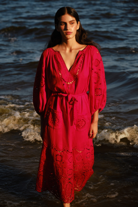 Merezhivo Long Dress in Red