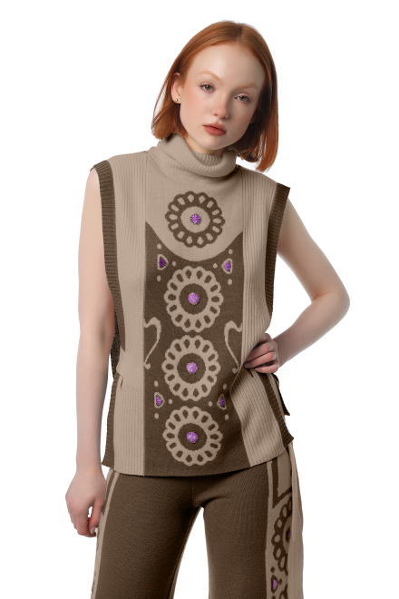 Daisy soulwarmer in Brown - Raffia